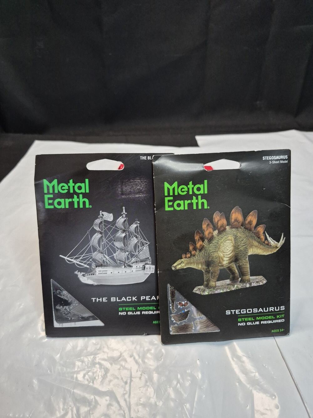 Lot/2 NEW Metal Earth Puzzle Model Stegosaurus Dinosaur & The Pirate Ship.